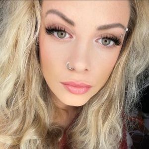 Meet your Posher, Tessa